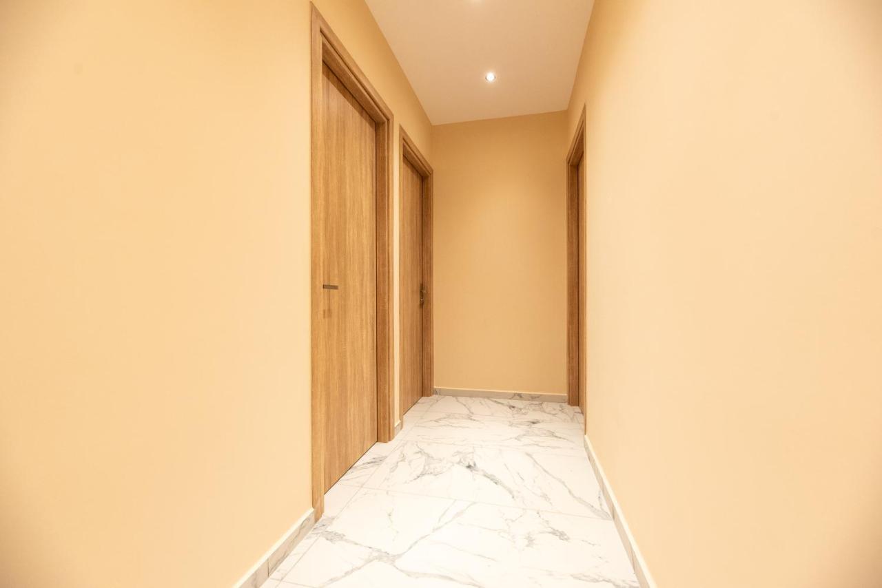 Mini Suites Near Athen'S Airport Free Shuttle From And To Athen'S Airport Spáta 外观 照片