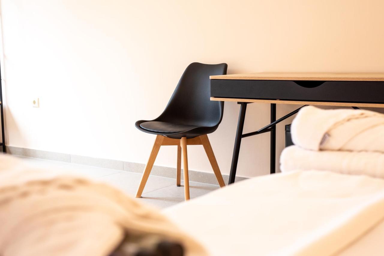 Mini Suites Near Athen'S Airport Free Shuttle From And To Athen'S Airport Spáta 外观 照片