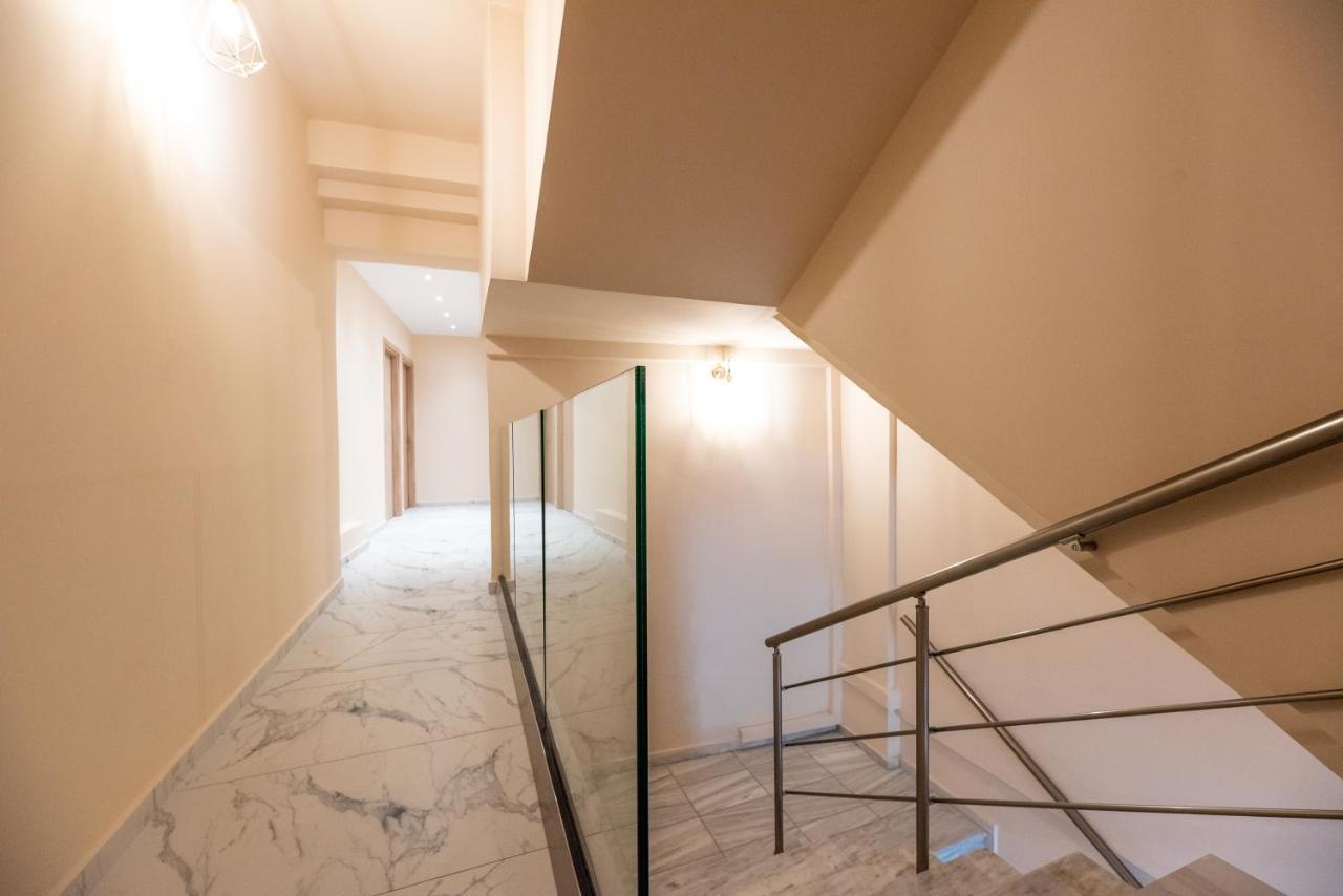 Mini Suites Near Athen'S Airport Free Shuttle From And To Athen'S Airport Spáta 外观 照片